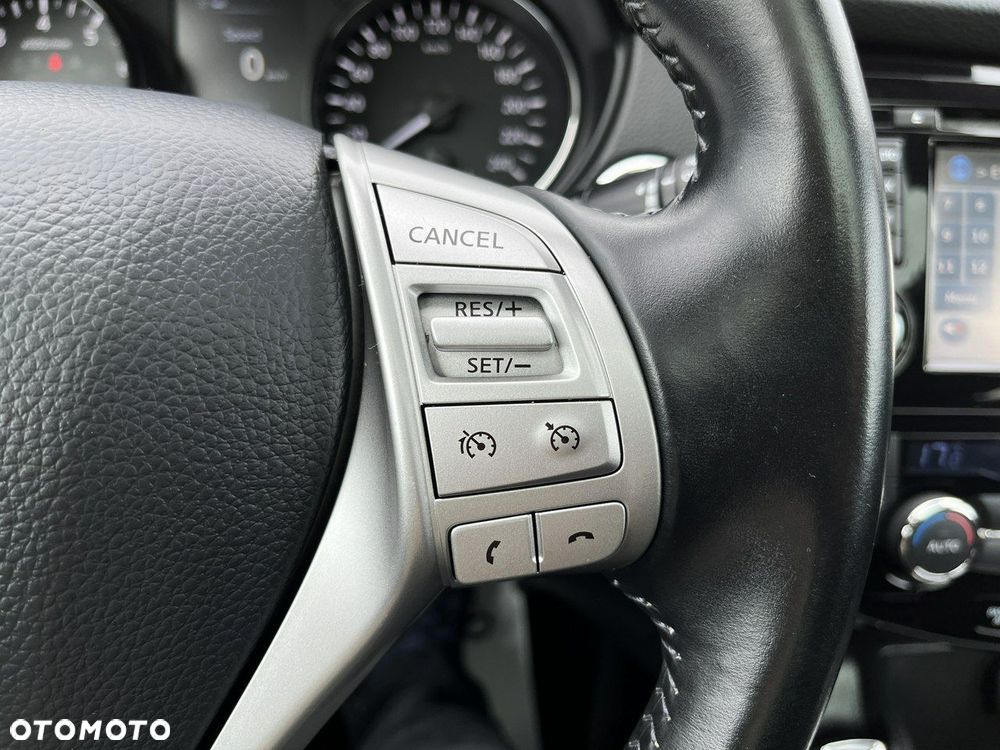 Nissan Qashqai 1.2 DIG-T Tekna+ - 23