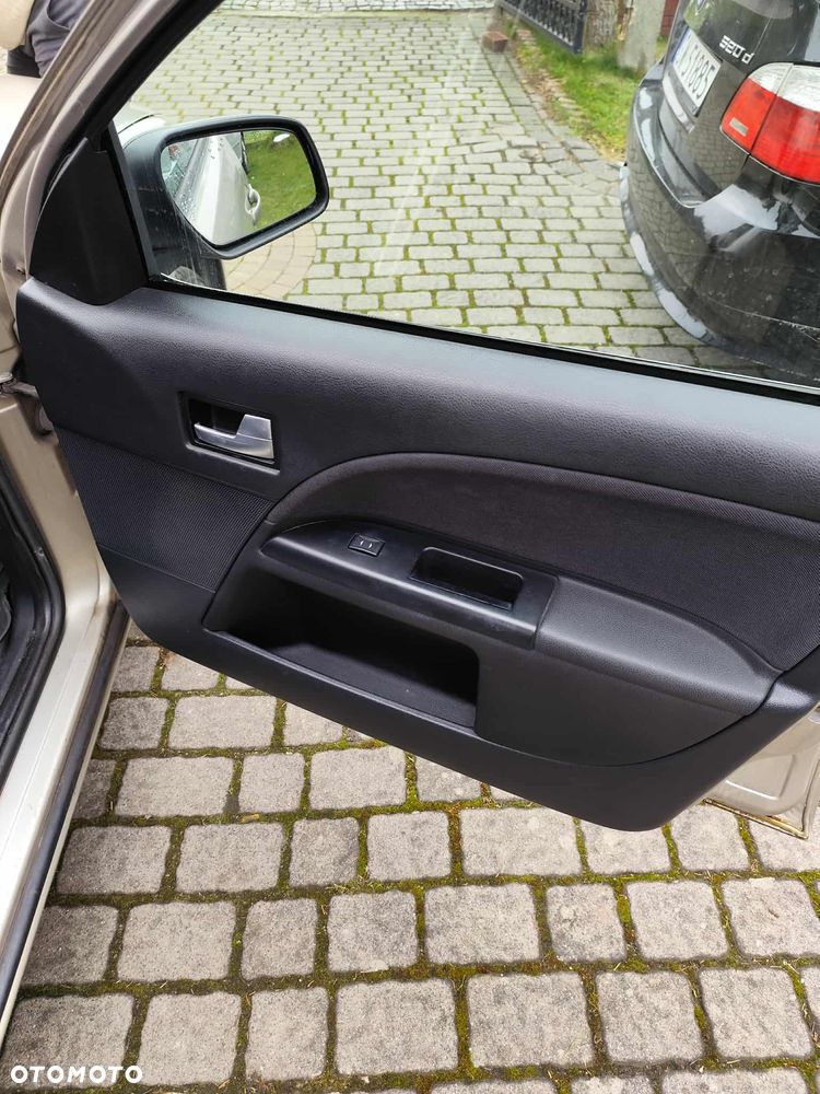 Ford Mondeo 2.0 Trend X100 / X - 14