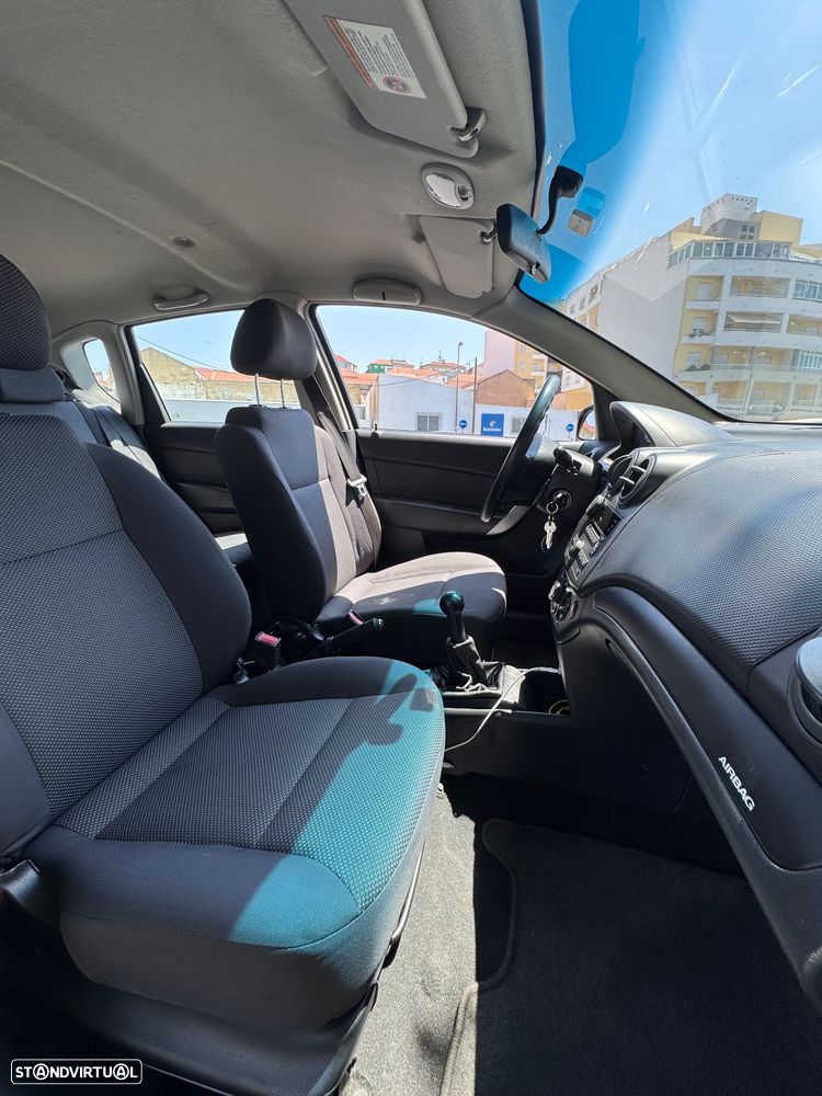Chevrolet Aveo 1.2 L - 7