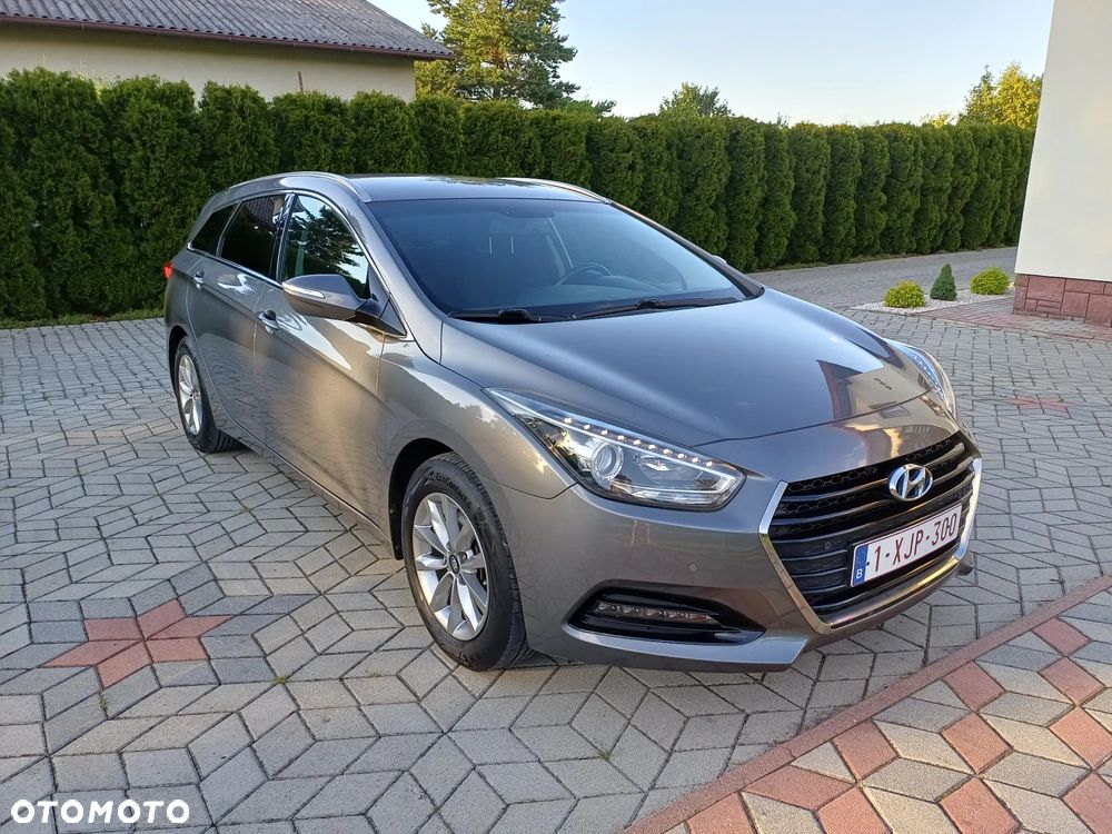 Hyundai i40 Kombi 1.7 CRDi Premium - 10
