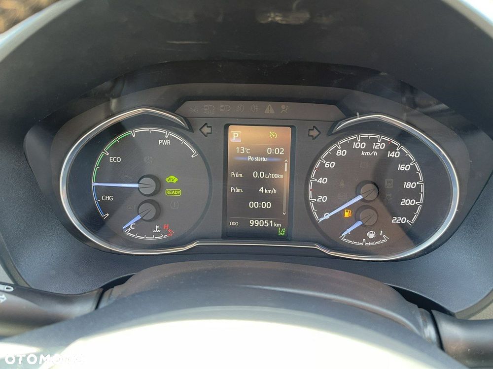 Toyota Yaris Hybrid 100 Selection Passion - 7
