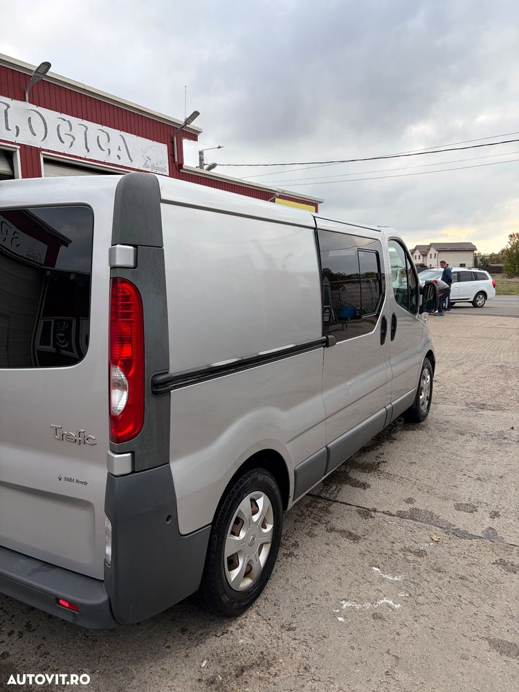 Renault Trafic - 6