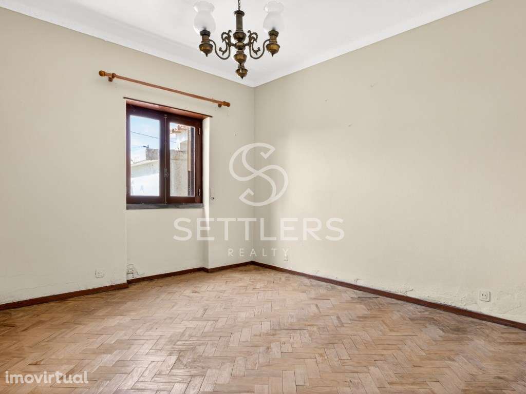 Moradia T2 - Azoia - Grande imagem: 4/28