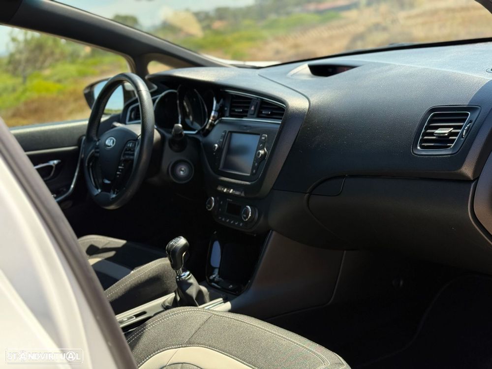 Kia Ceed 1.0 T-GDI GT Line - 35