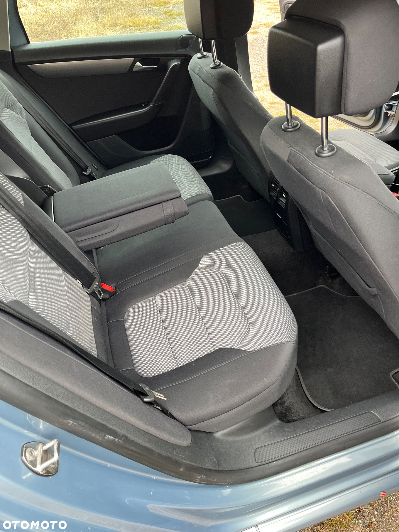 Volkswagen Passat Variant 2.0 TDI DSG BlueMotion Technology Comfortline - 20
