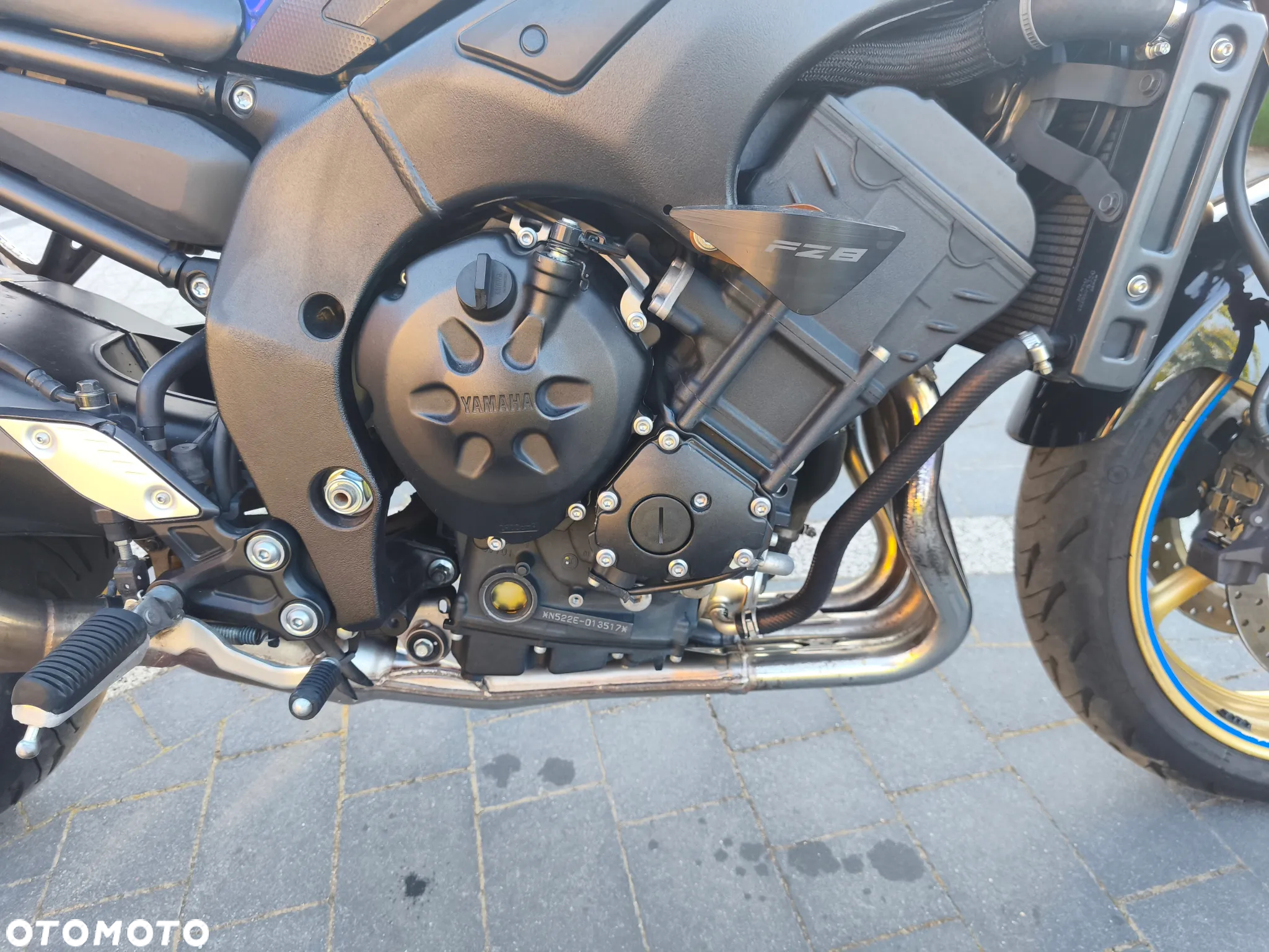 Yamaha FZ8 - 15