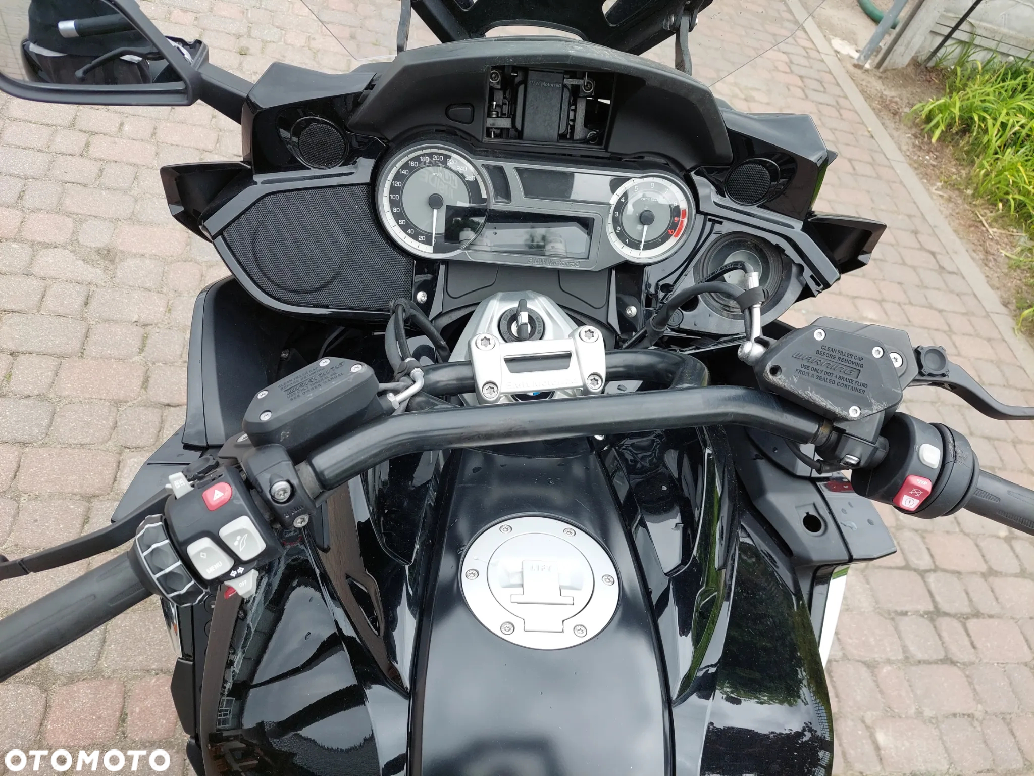 BMW K - 9