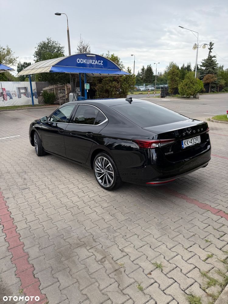 Skoda Superb 2.0 TDI SCR 4x4 L&K DSG - 2