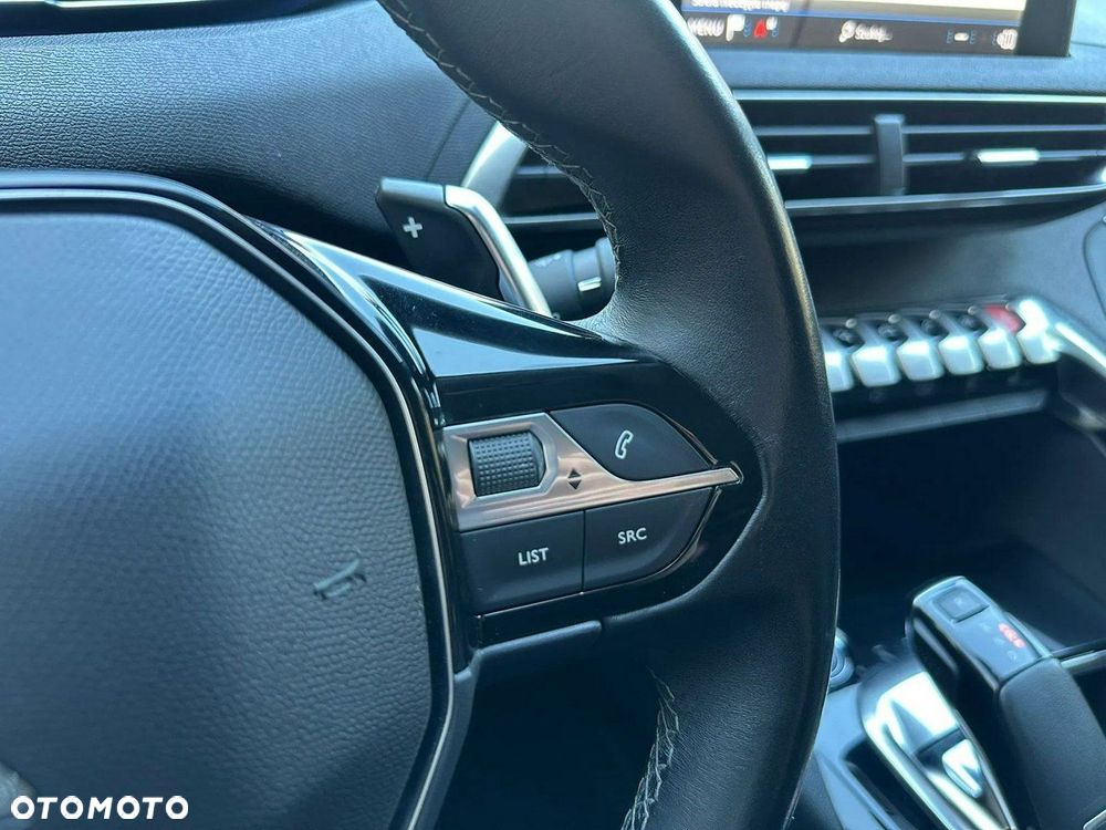 Peugeot 3008 1.2 PureTech Allure S&S EAT8 - 34