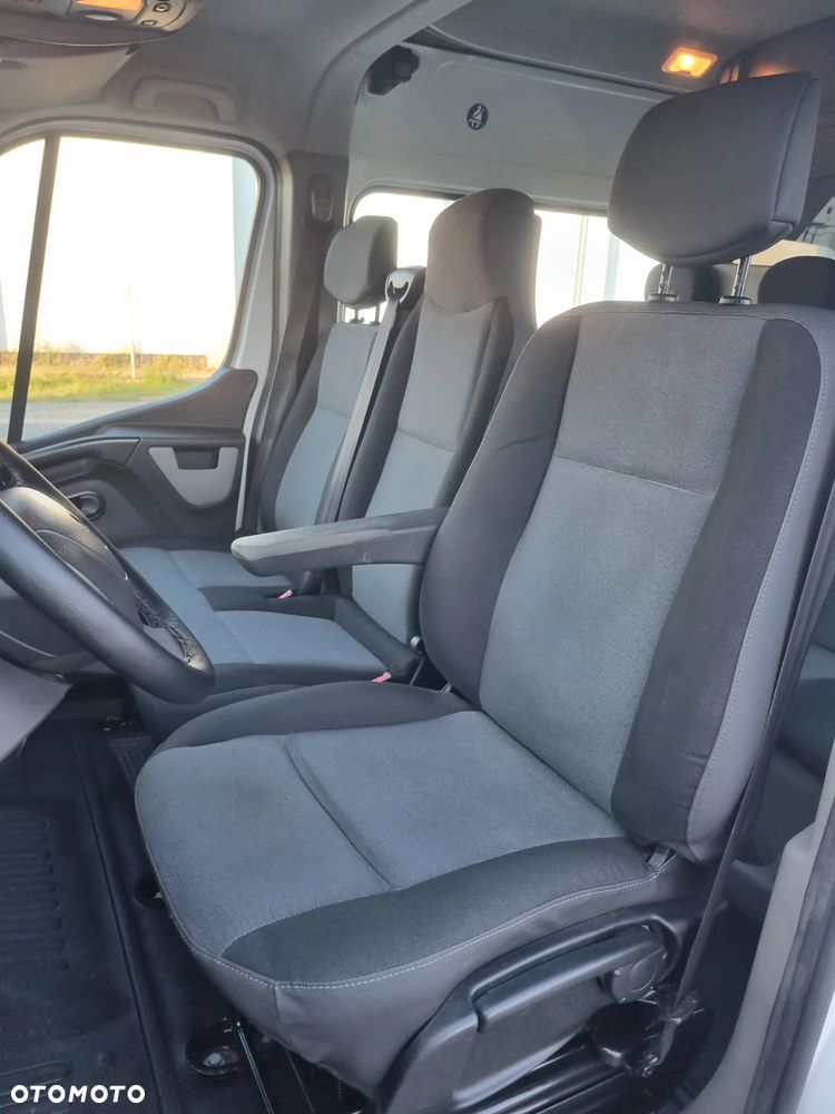 Renault Master Brygadòwka 7 osobowa - 10