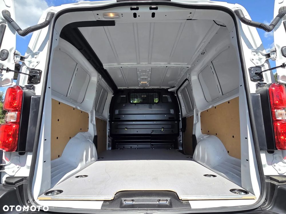 Toyota PROACE - 10