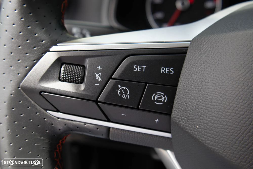 SEAT Arona 1.0 TSI FR - 34