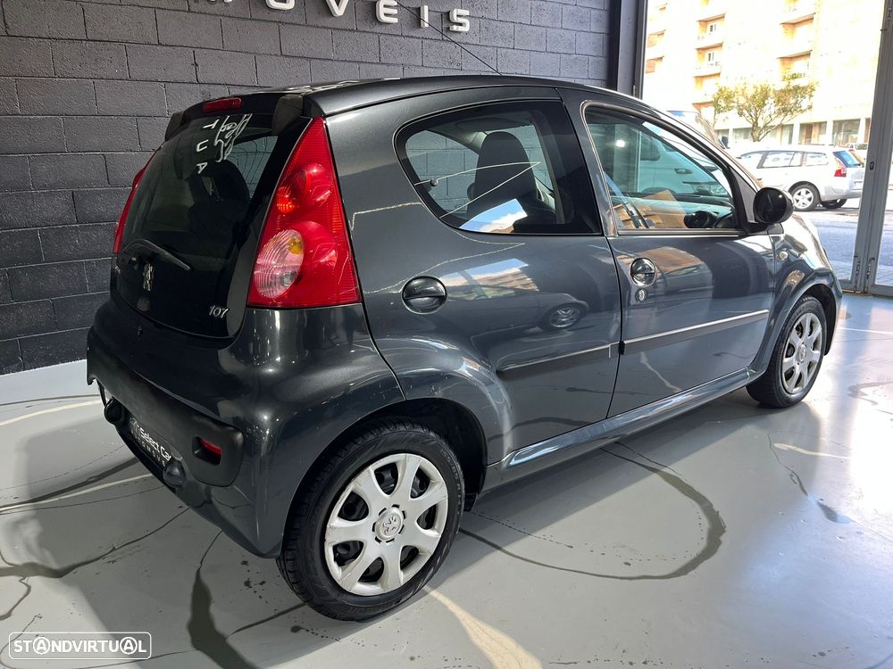 Peugeot 107 1.0 Trendy - 8