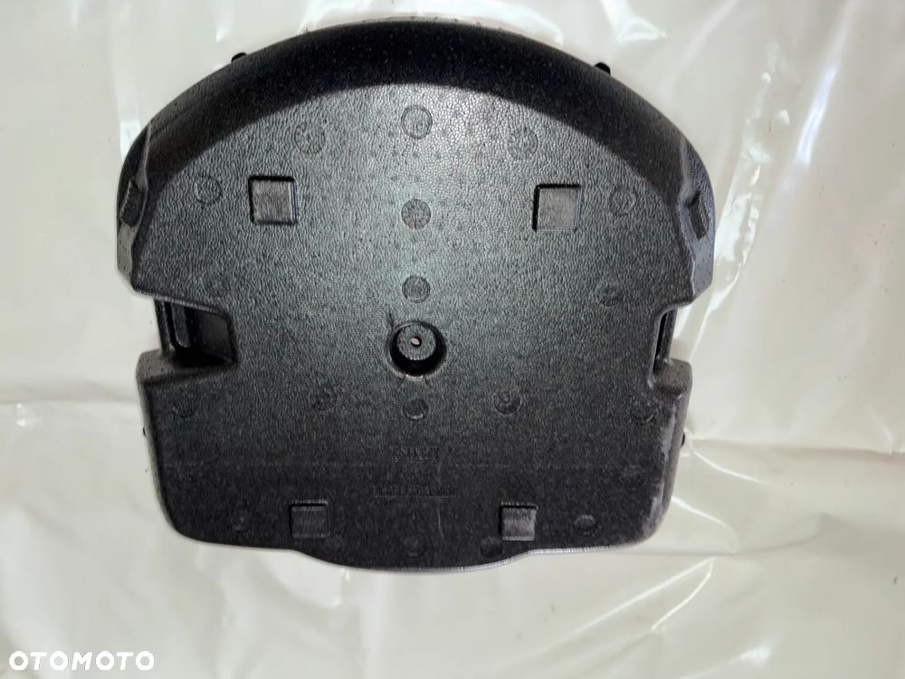 Wkład kompresora |  styropian bagażnika | Toyota RAV 4 | RAV4 V - 64993-42011 - 2