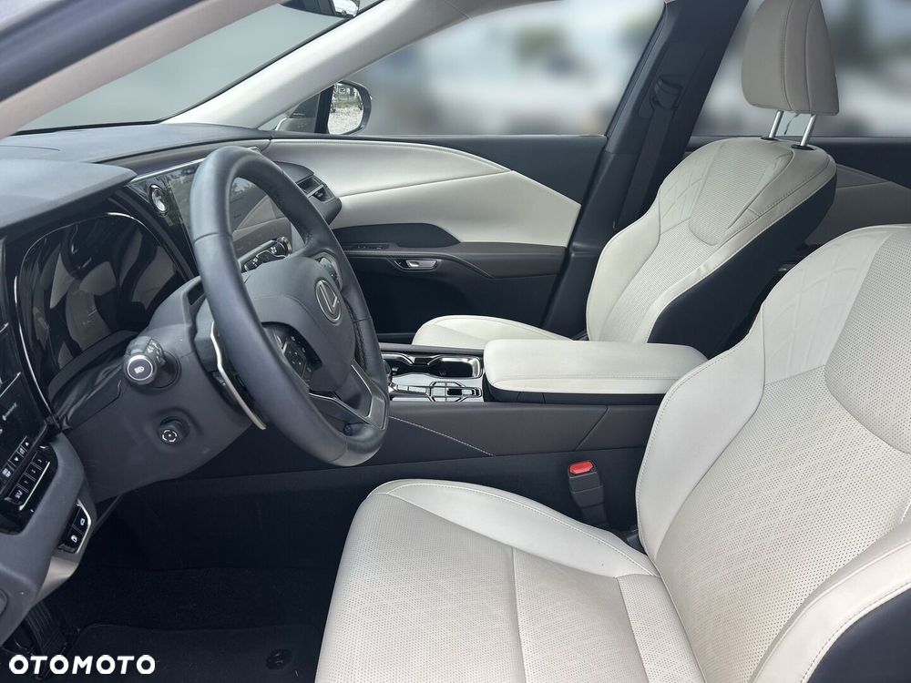 Lexus RX 450h+ Prestige - 16