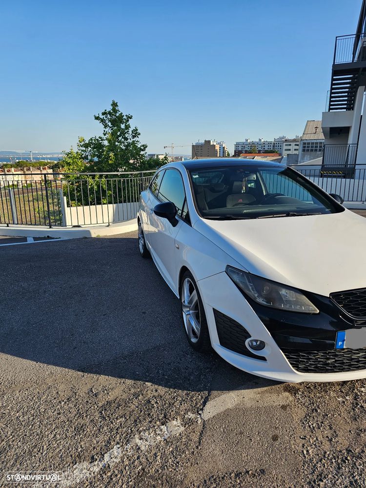 SEAT Ibiza SC 1.4 TSI DSG Cupra - 2
