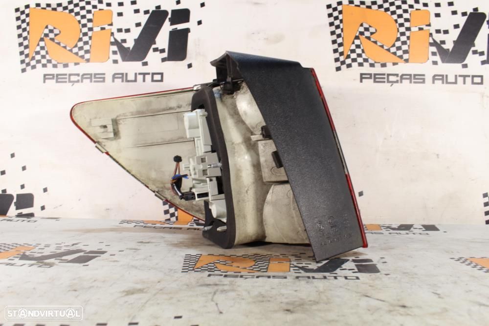 Farolim Direito Mercedes-Benz B-Class (W245)  A1698202664 / Chassi Pas - 6