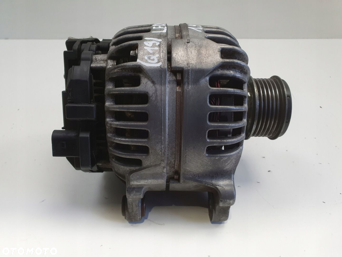 Seat Leon II 1.9 TDI ALTERNATOR Bosch - 9