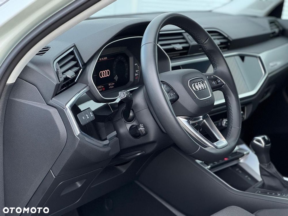 Audi Q3 Sportback - 27