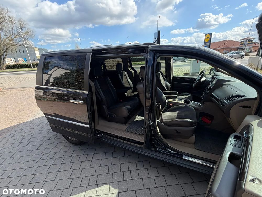 Lancia Voyager 3.6 Platinum Euro6 - 3