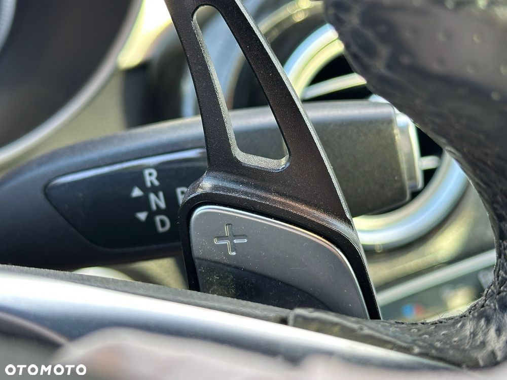 Mercedes-Benz Klasa C 180 7G-TRONIC - 16