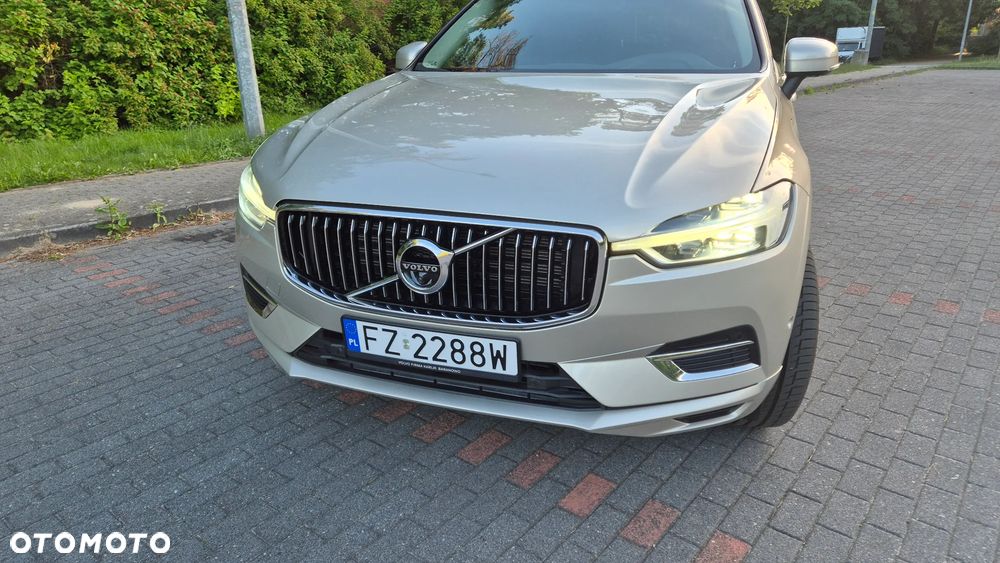Volvo XC 60 T8 AWD Recharge Geartronic Inscription - 4