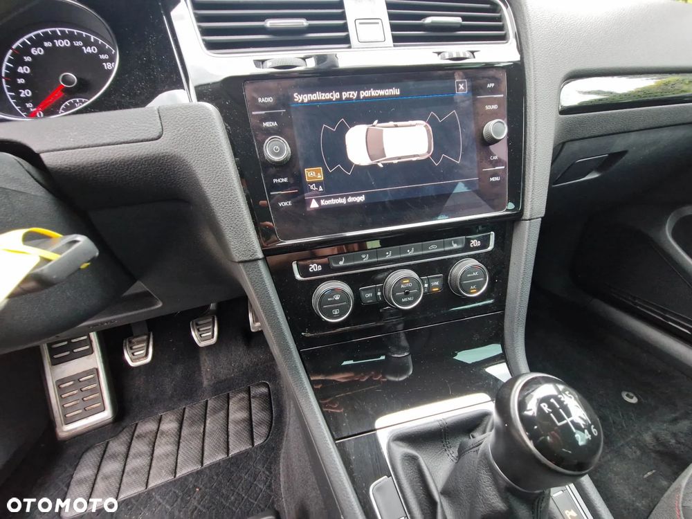 Volkswagen Golf 1.4 TSI Sound - 14