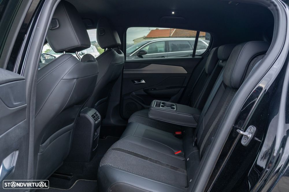 Peugeot 308 1.6 Hybrid GT e-EAT8 - 11