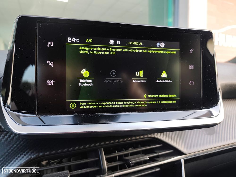 Peugeot 2008 PureTech 130 EAT8 Allure Pack - 29