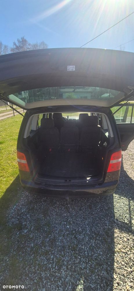 Volkswagen Touran 1.9 TDI - 17