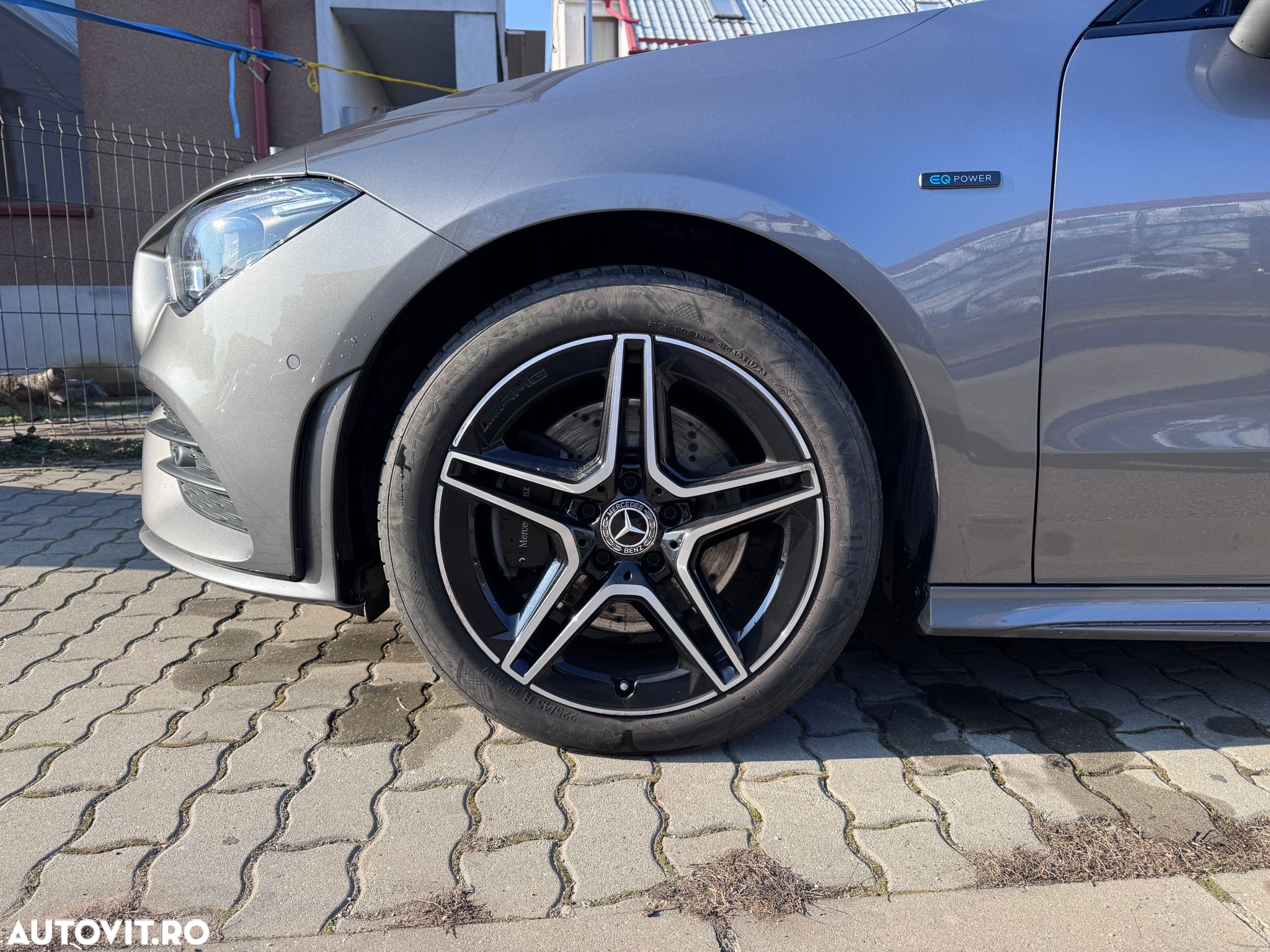 Mercedes-Benz CLA 250 e Shooting Brake 8G-DCT AMG Line Advanced Plus - 12