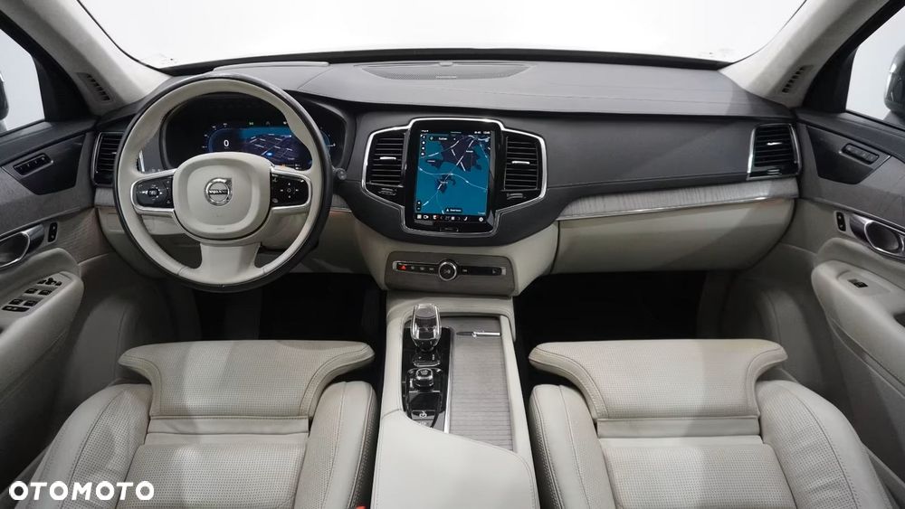 Volvo XC 90 T8 AWD Plug-In Hybrid Ultimate Dark 7os - 9