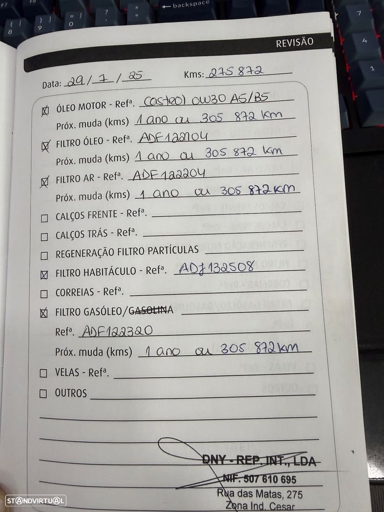 Volvo V60 2.4 D6 R-Design Sum.AWD Phev - 34