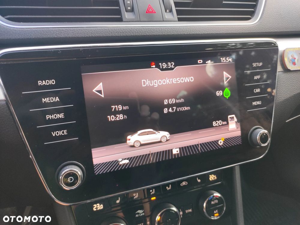 Skoda Superb 2.0 TDI SCR Ambition - 25