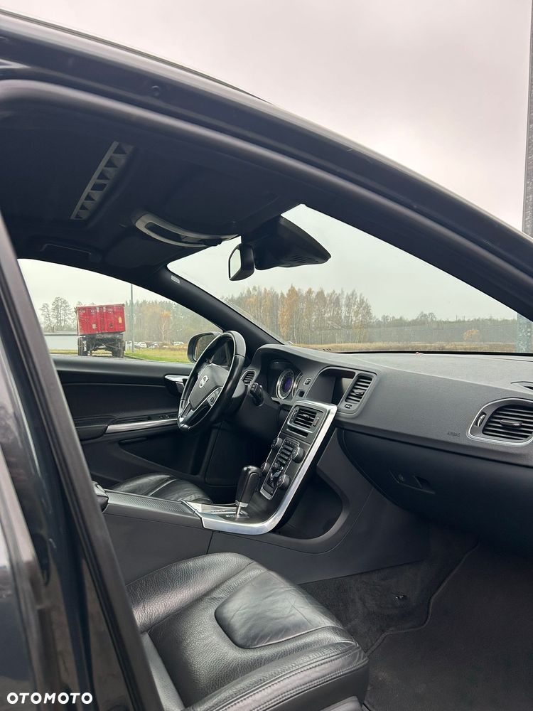 Volvo V60 - 14