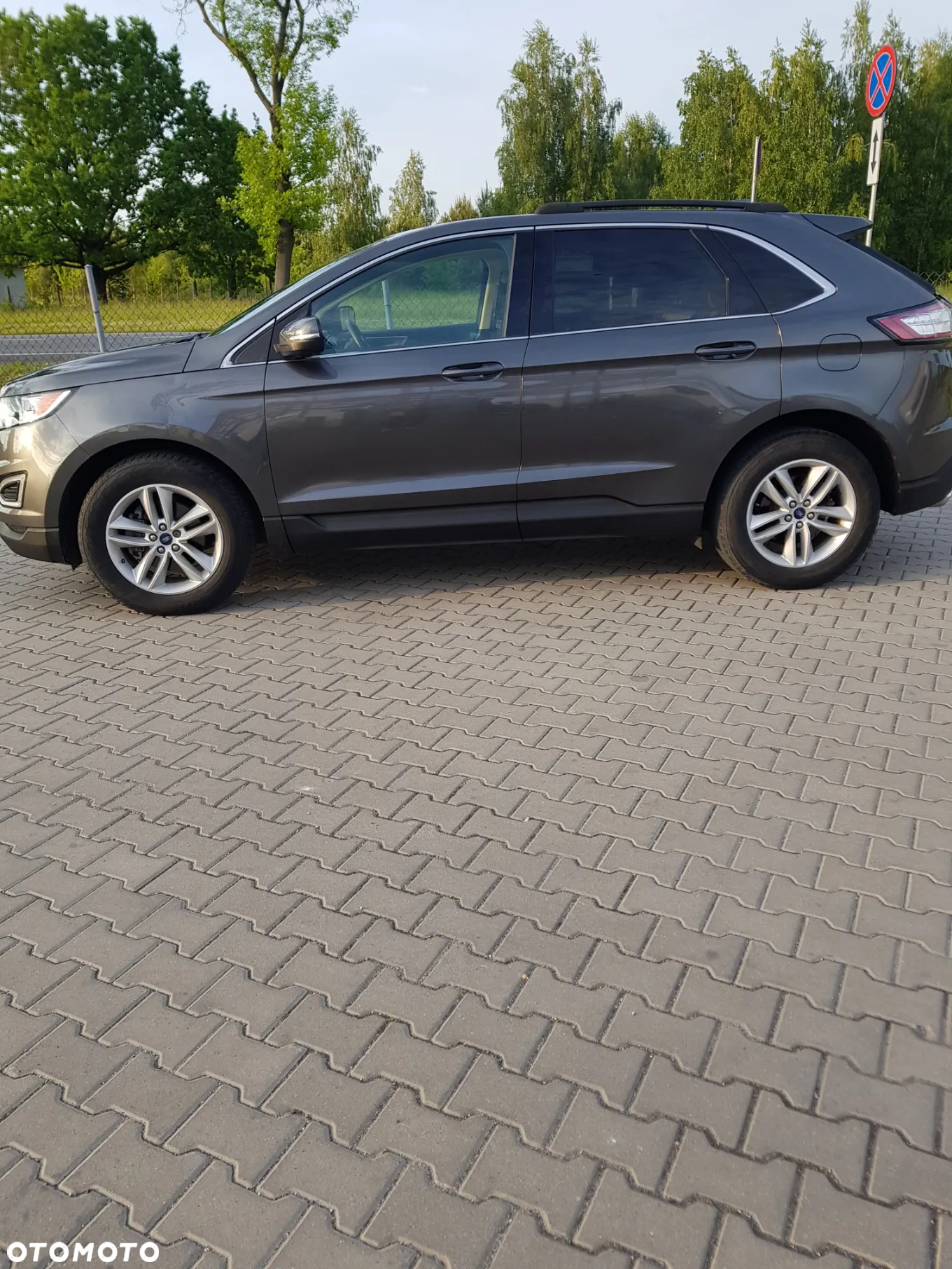 Ford Edge - 13