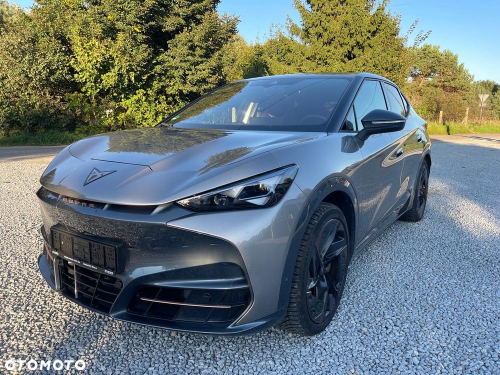 Cupra Tavascan - 3