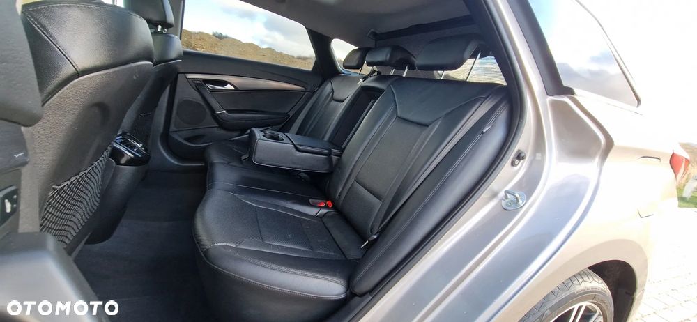 Hyundai i40 Kombi blue 1.7 CRDi DCT Premium - 9