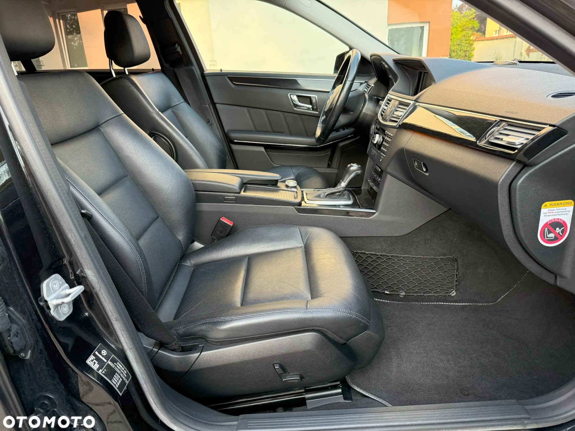 Mercedes-Benz Klasa E 220 T CDI DPF BlueEFFICIENCY Automatik Avantgarde - 14
