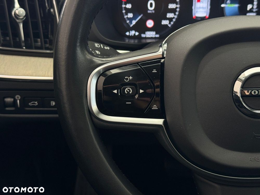 Volvo XC 60 - 24