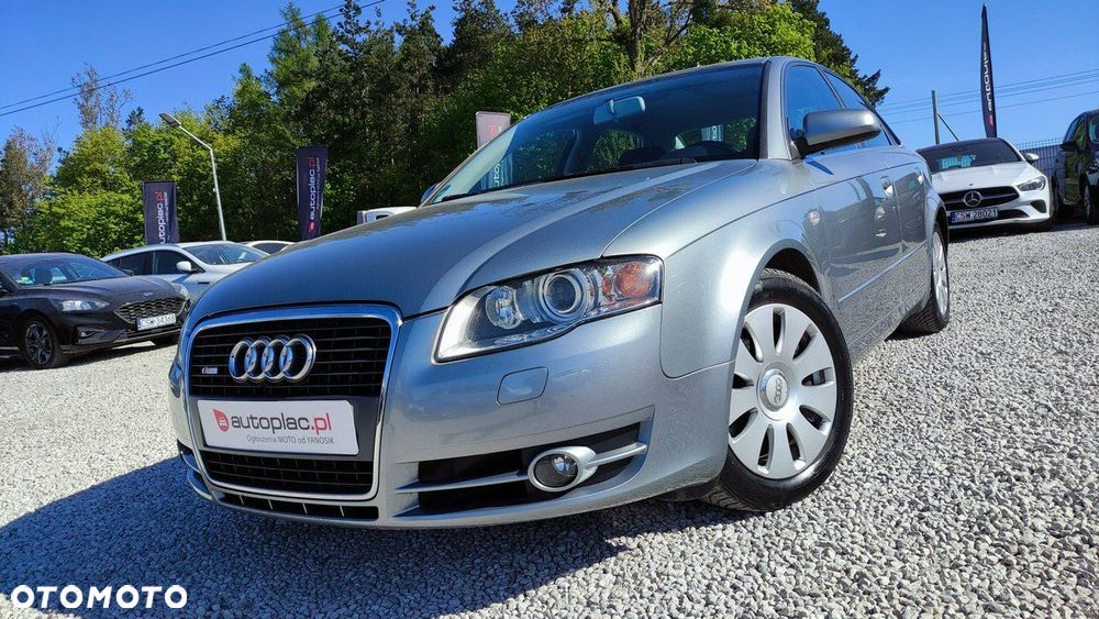 Audi A4 Limousine - 9