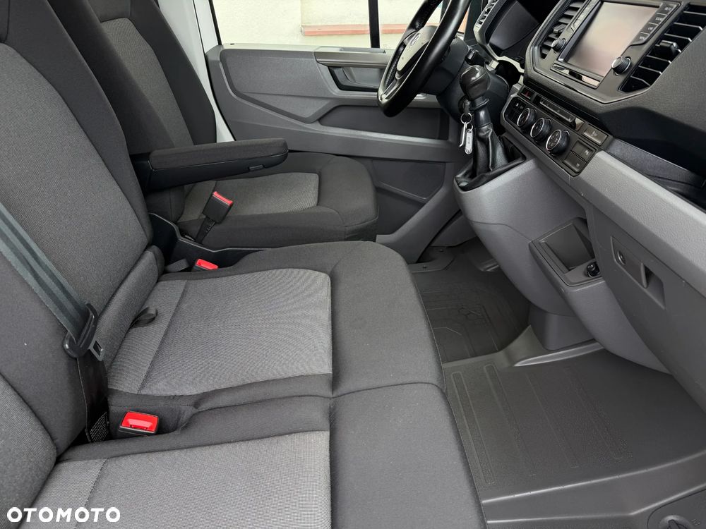 Volkswagen Crafter Zabudowa Warsztatowa L2H2 - 32