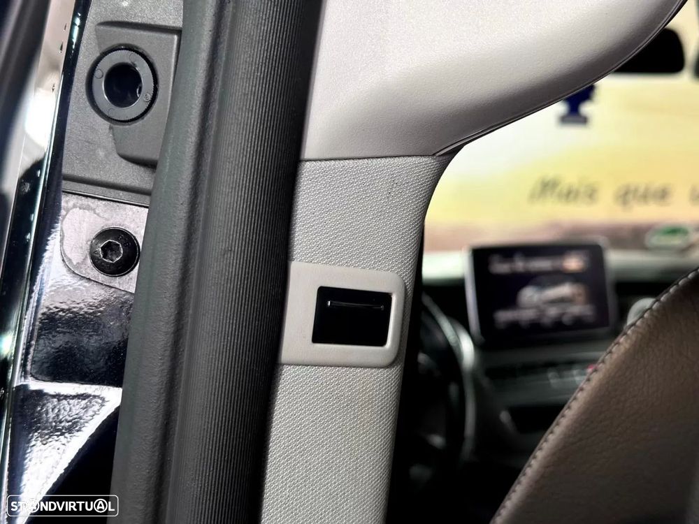 Mercedes-Benz V 250 d Longo Avantgarde - 17