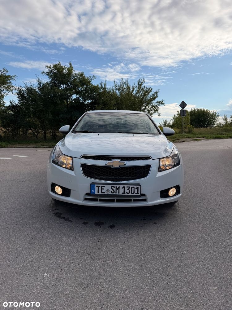 Chevrolet Cruze 1.6 LS - 14