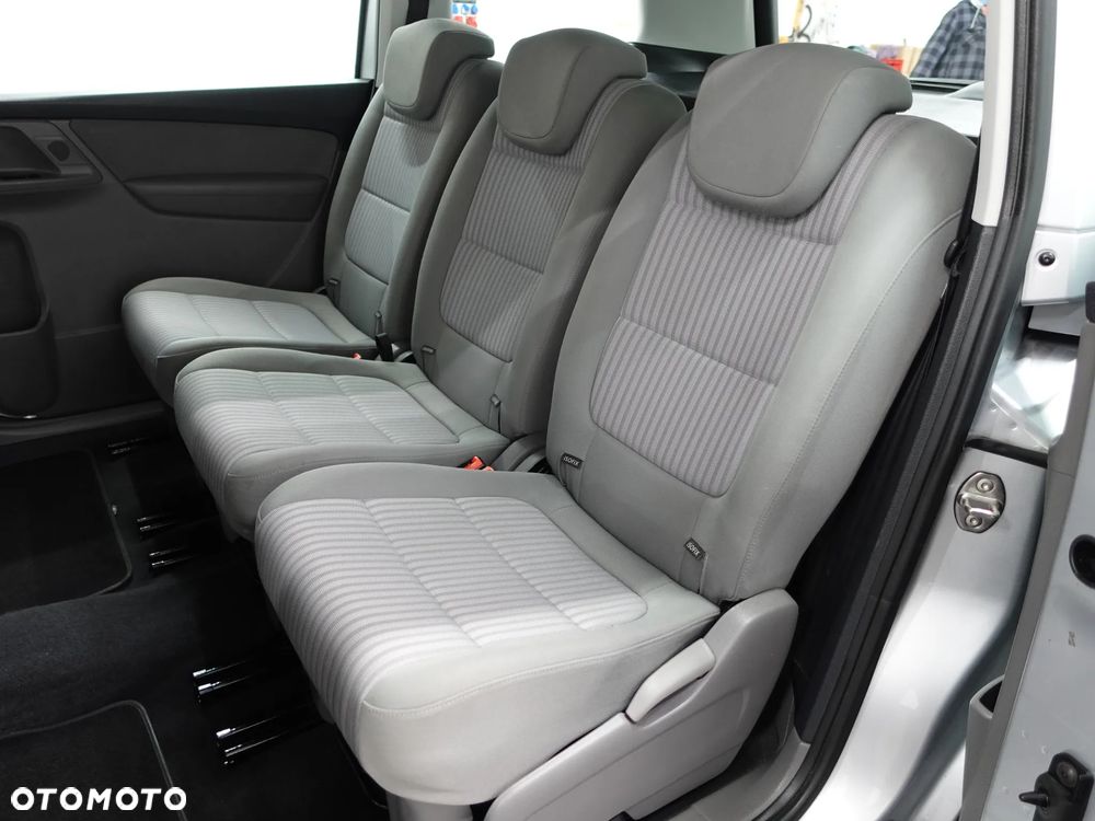 Seat Alhambra 2.0 TDI Ecomotive Reference - 21