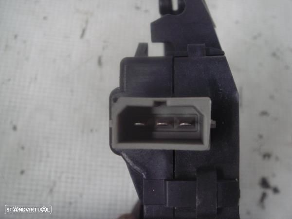 Fecho Da Tampa Da Mala Volkswagen Passat (3C2) - 2