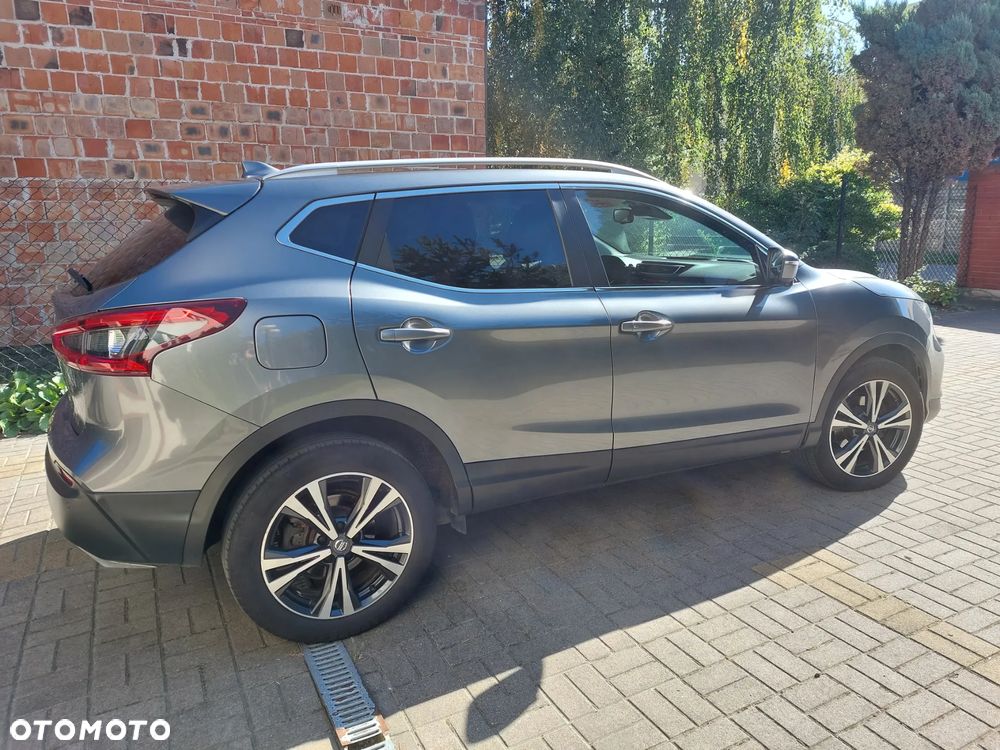 Nissan Qashqai 1.6 DIG-T N-Connecta - 4
