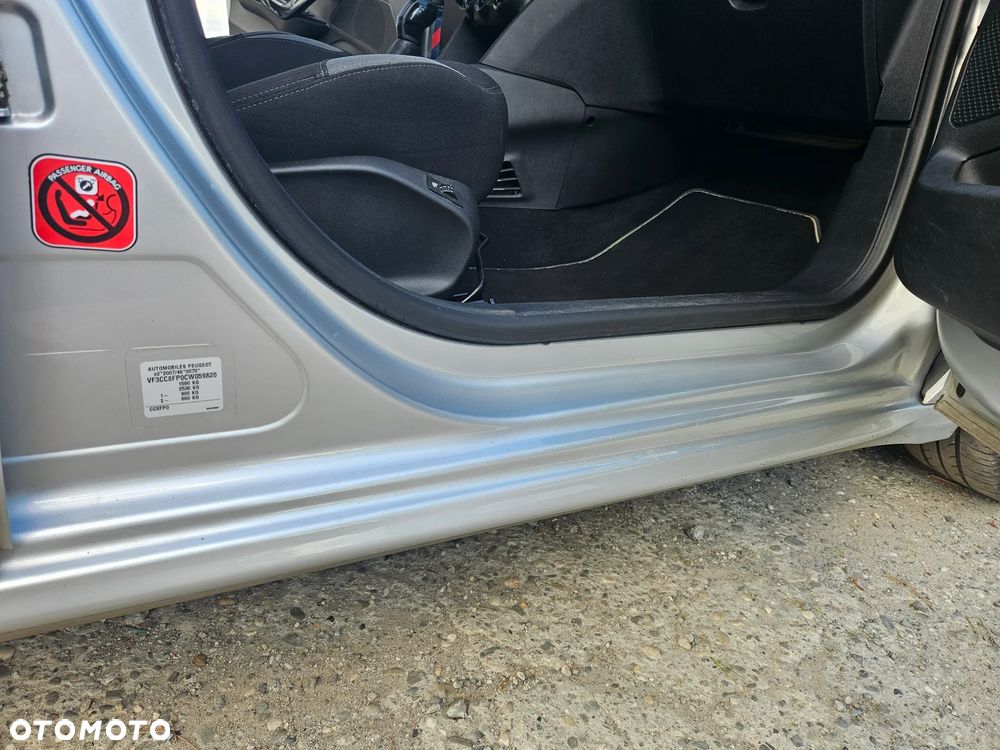 Peugeot 208 1.4 VTi Active - 22