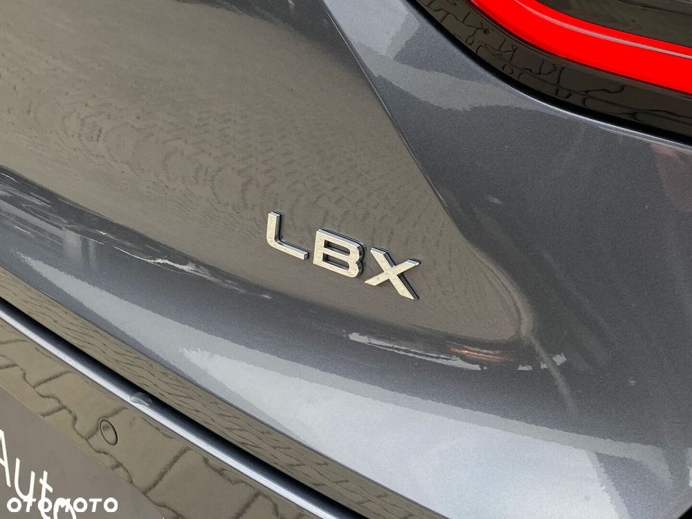 Lexus LBX 1.5 Hybrid - 33