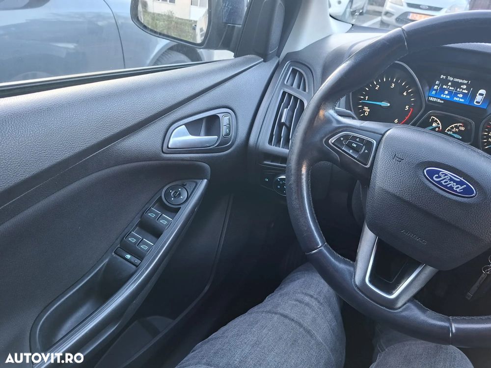 Ford Focus 1.5 EcoBlue Titanium - 4